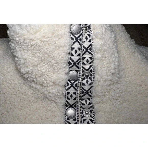 Levis Sherpa Fleece Jacket Cream Off White Geometric Trim Zip Up Womens Small - Picture 2 of 13